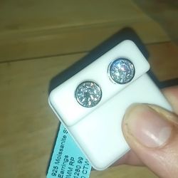 SS Moissanite Earrings