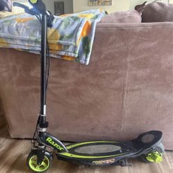 Razor power core e90 electric scooter 8+