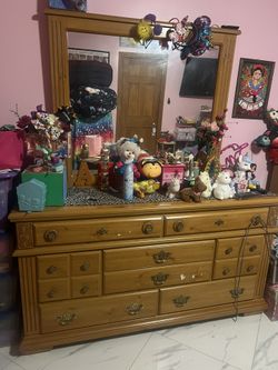 Dresser