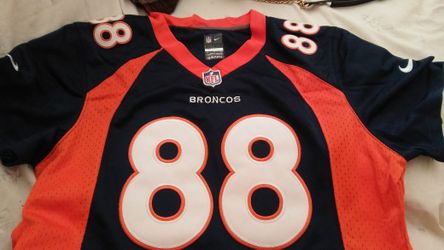 Broncos official woman NFL's Nike jersey