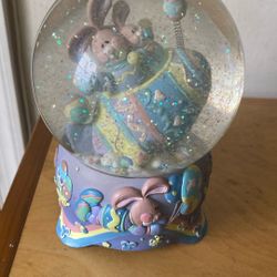 Musical Snowbunny Snow Globe