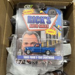 Greenlight 1:64 1995 Ford F-150 Lightning Custom Blue LP Exclusive 1:64 Diecast Ricks Auto Sales