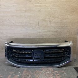 2012-2015 Honda Pilot Front Bumper Grille
