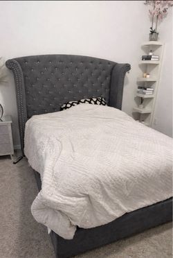 GREY VELVET BED ποΈ Tall Diamond Headboard - Wingback