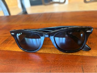 Ray Ban