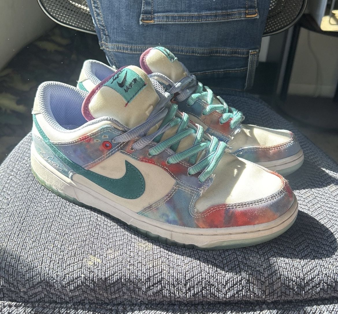 Nike SB Futura Dunks 9.5