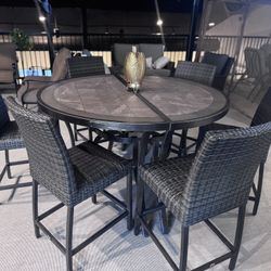 7pc Round Table Set 
