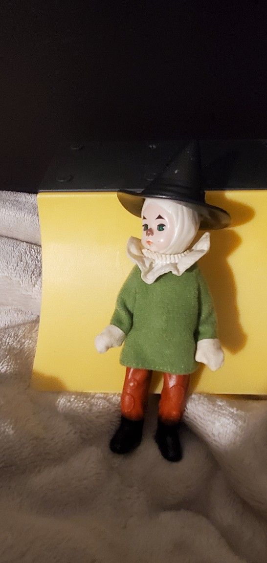 2007 MADAME ALEXANDER WIZARD OF OZ SCARECROW #8 DOLL MCDONALDS HAPPY MEAL TOY