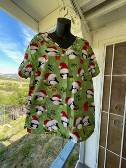 Women's Nursing Christmas Themed Uniform Top Size XL
