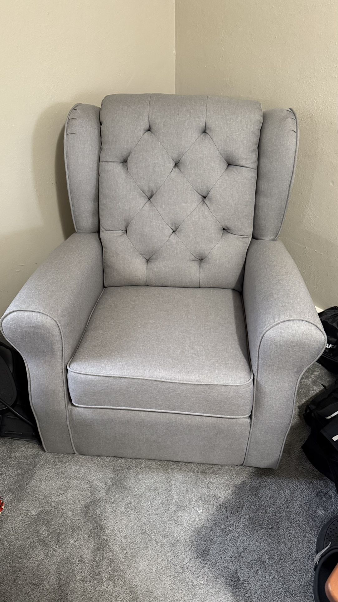 Delta Emma Nursery Glider Swivel Rocker Chair