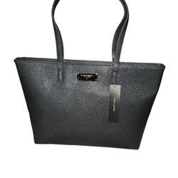 Tahari T  Black Tote Bag