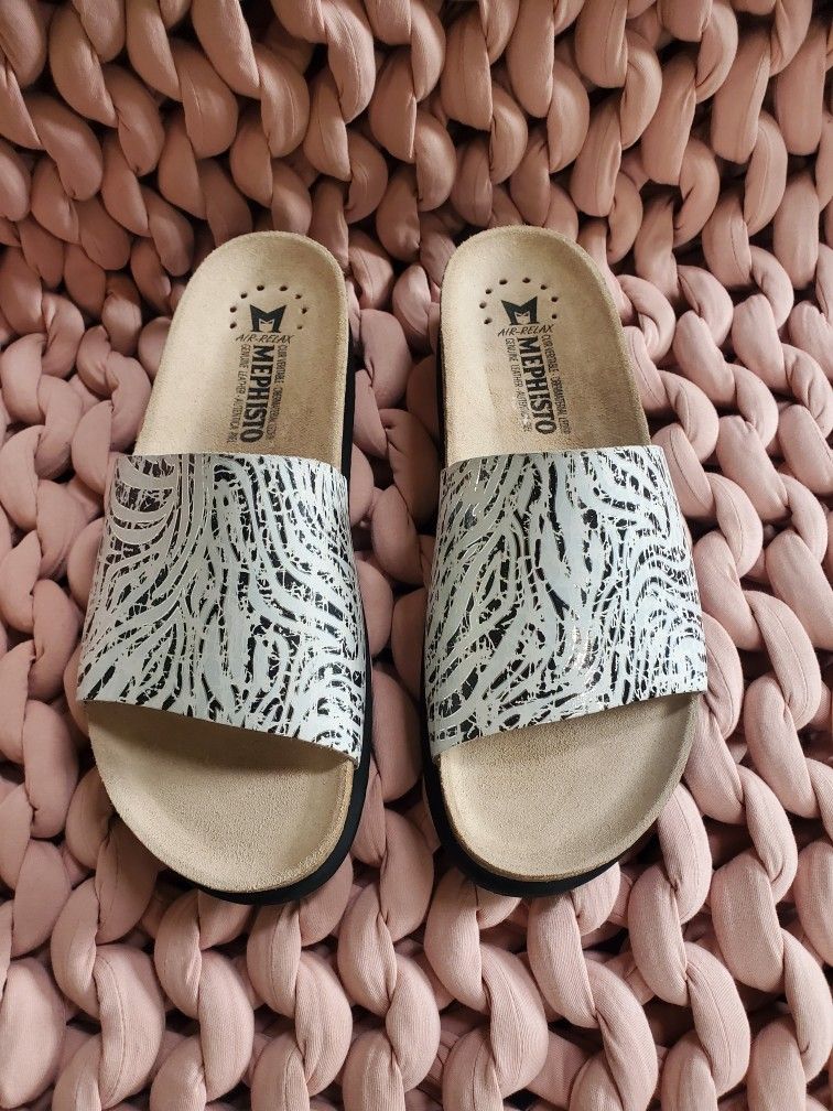 Mephisto Hanik Women Cork Sandals Silver Color Women 39 US Size 8.5-9 New