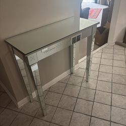 Mirrored glass table