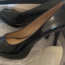 Laundry Heels new  New $20  7.5 Size Patent Leather 