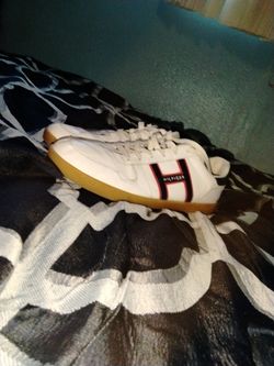 Tommy Hilfiger