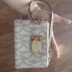 Michael Kors Mini Wallet/Handbag