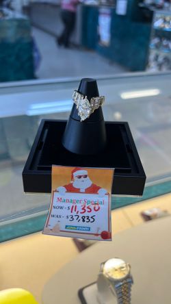 4 CT diamond ring