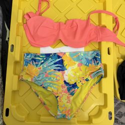 Bathing suit