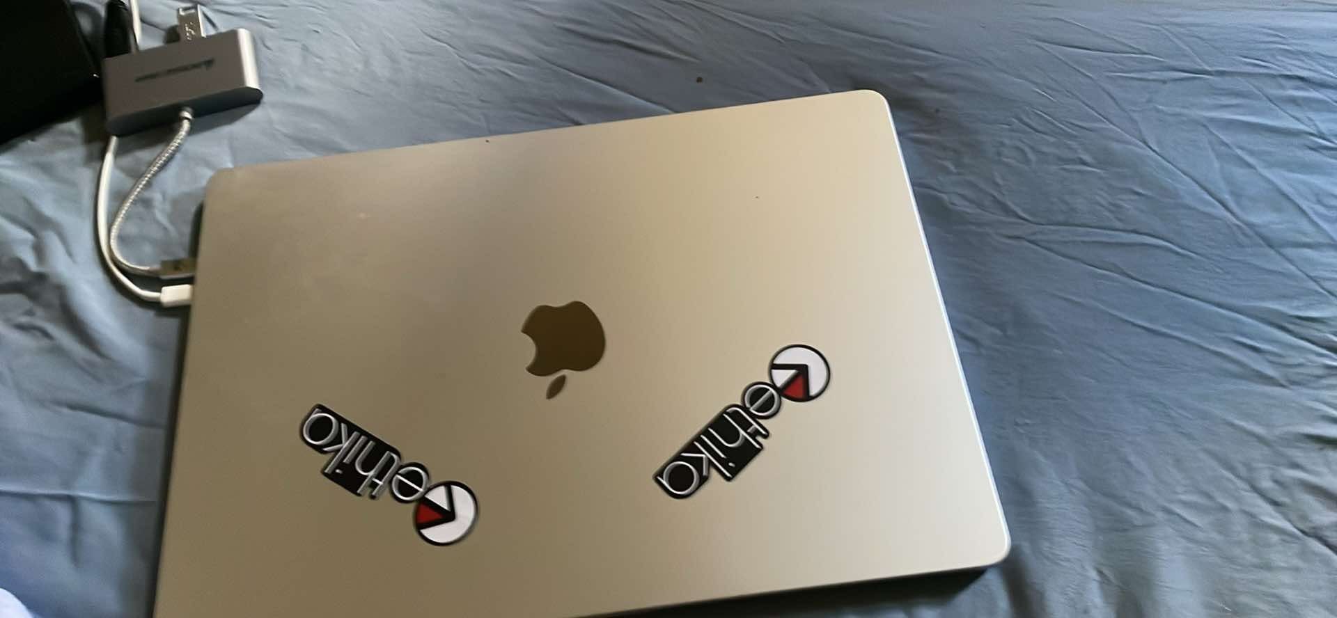 Mac Book Air 2024