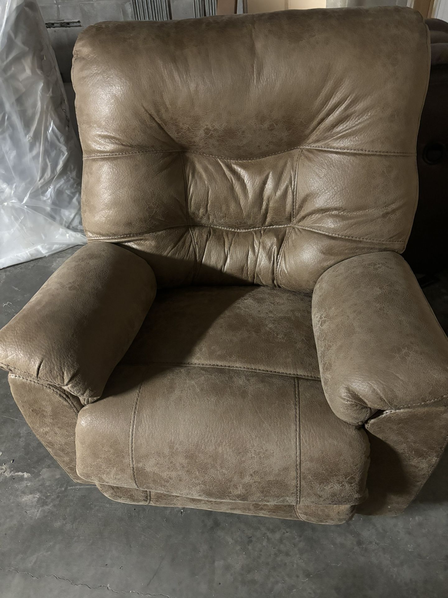 Franklin Recliner 