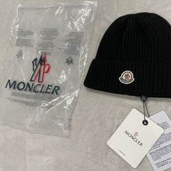 Moncler Beanie Black Wool Unisex