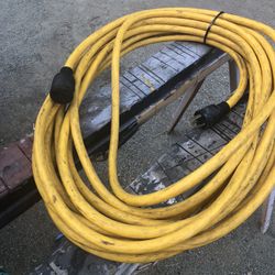 50 Ft Heavy Duty  Cord, I Think 10 Or 12 Guage