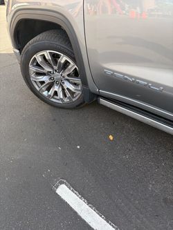 22” Stock GMC wheels w/ Tires