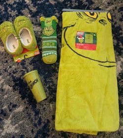 GRINCH BUNDLE $80 FIRM