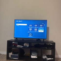 55 inch TV ONN ROKU