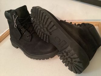Great Condition Boys Timberlands Size 4