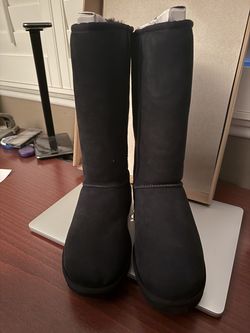 Ugg Women Size 7