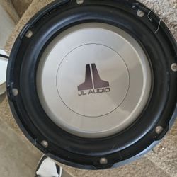10 Inch JL AUDIO BRAND NEW Subwoofer And Box