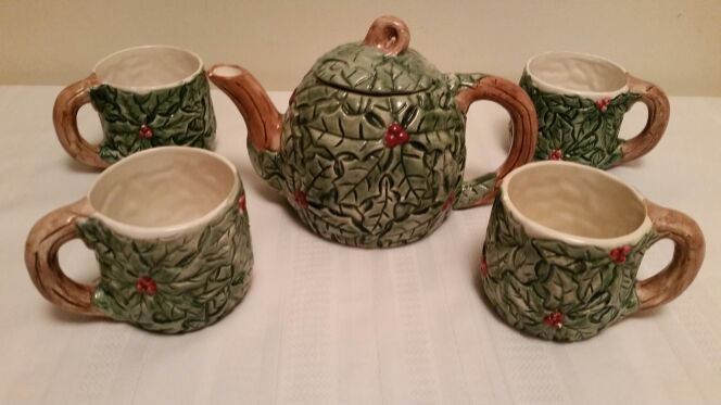 COFFEE/TEA KETTLE and CUPS SET