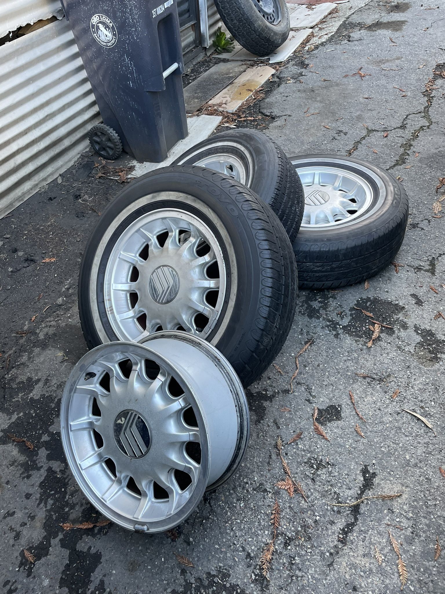 4 Mercury Grand Marquis Wheels And Tires