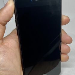 IPhone 7 128gb BLACK(UNLOCKED) 