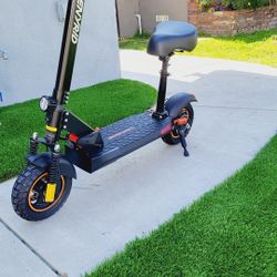 Electric Scooter 28mph 