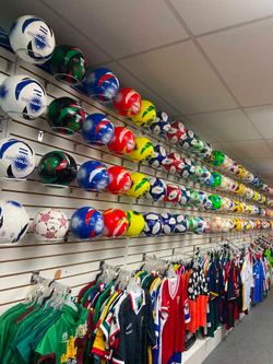 Balones de Futbol soccer de diferentes estilos y precios