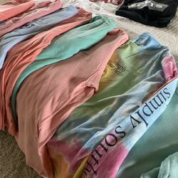 Simply Southern & Vineyard Vine Women Shorts Medium 