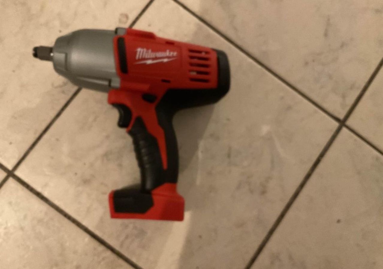 Milwaukee M18 1/2 Impact Wrench