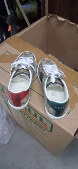 Gucci sneakers size 6.5 $385.00