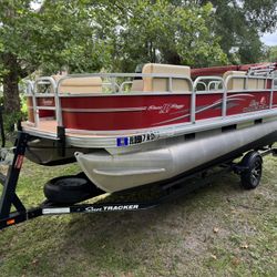 2016 Tracker Dlx bass buggy 18