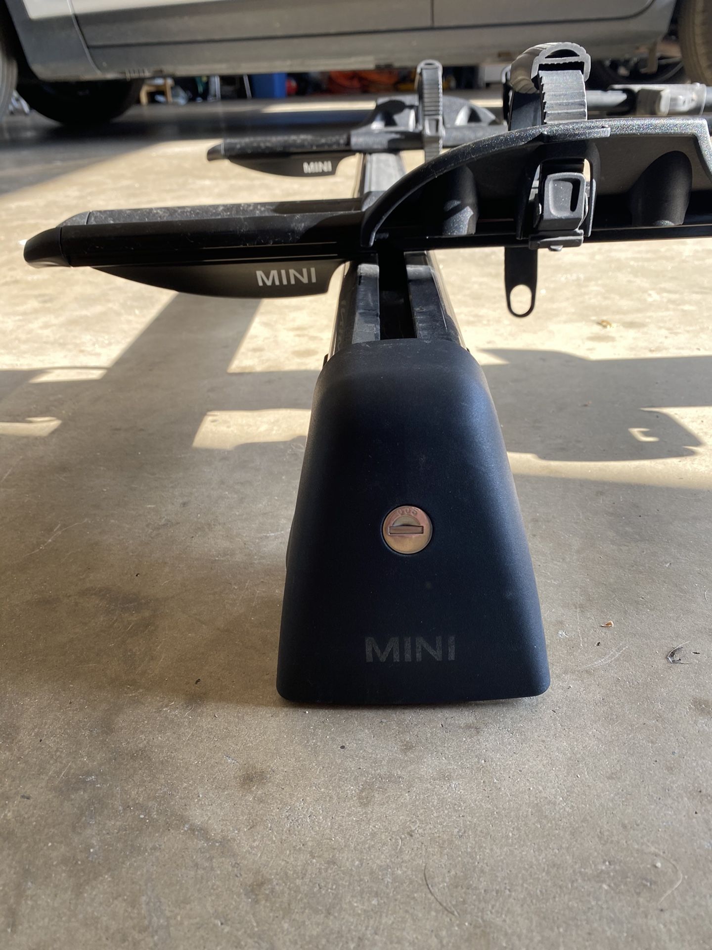 Mini Cooper Countryman Roof Rack/Bike for Sale in Riverside, CA OfferUp
