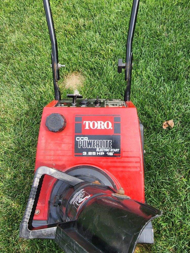 TORO CCR POWERLITE 3.25HP 16INCH SNOW THROWER