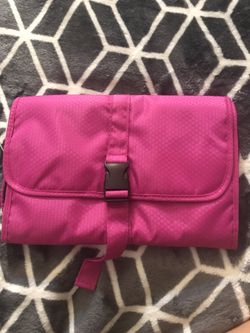 Travelmall pink hanging organizer