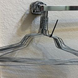 Heavy Duty Metal Hangers 