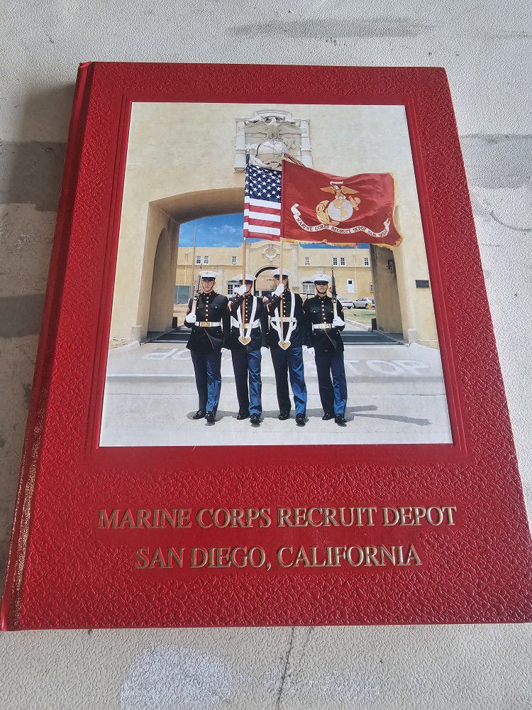 Marine Corps Graduation Booklet & Photo Class 2174