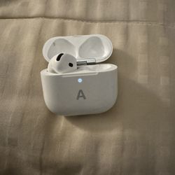 Airpod 4 NOICE Cancellation Case And 1 POD 