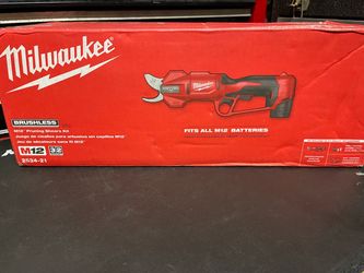 MILWAUKEE M12 PRUNING SHEERS KIT#2534-21  (( read below))