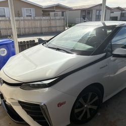 2018 Toyota Mirai 
