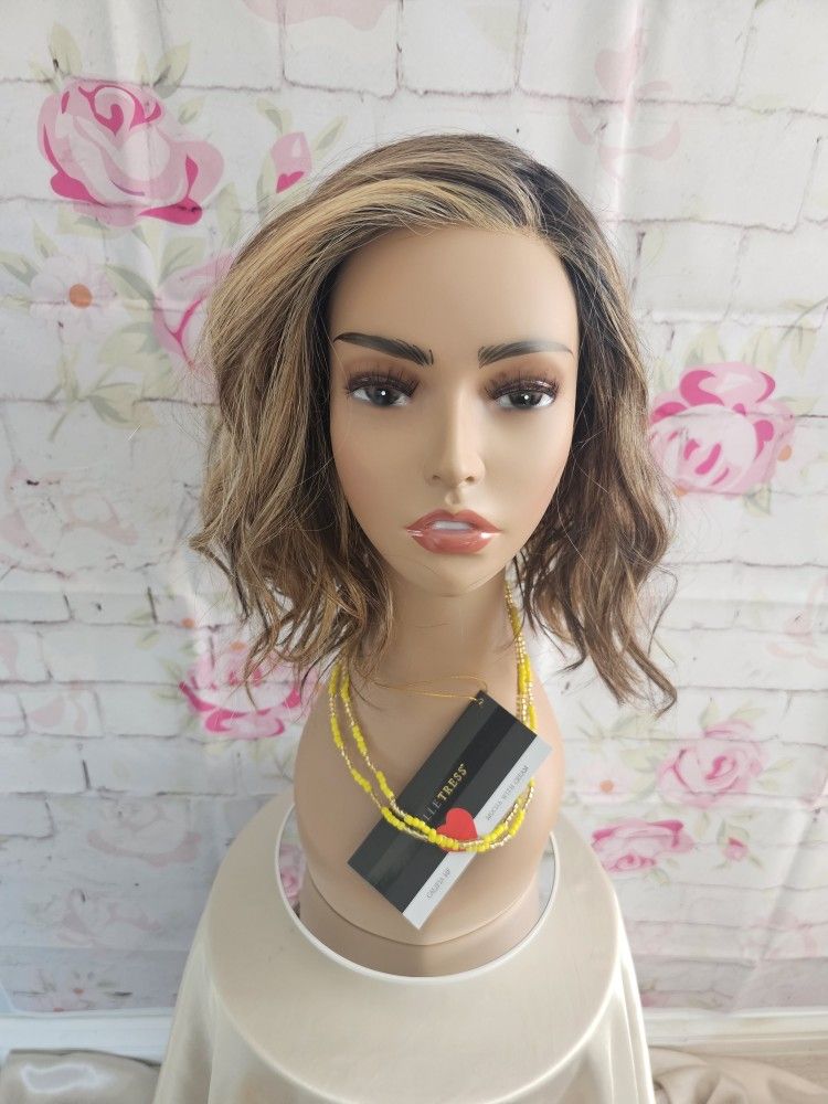 BRAND NEW WITH TAGS BELLE TRESS HEAT-FRIENDLY SYNTHETIC CALIFIA STYLE WIG